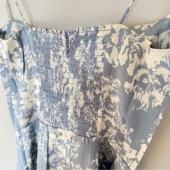 NEW Reformation Frankie Silk Dress in Porcelain Blue Floral |  size 2 - Picture 11 of 12